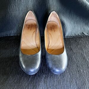 Clarks Women's Classic Black Heels